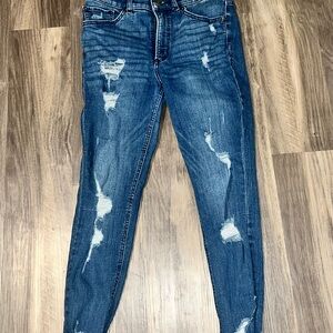 Express Stetch + Ankle High Rise Jeans in the size 6S
